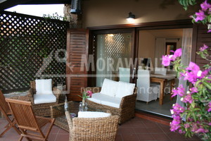 SARDINIE Punta Molara luxusní apartmán 3+kk se zahradou, Itálie - terasa